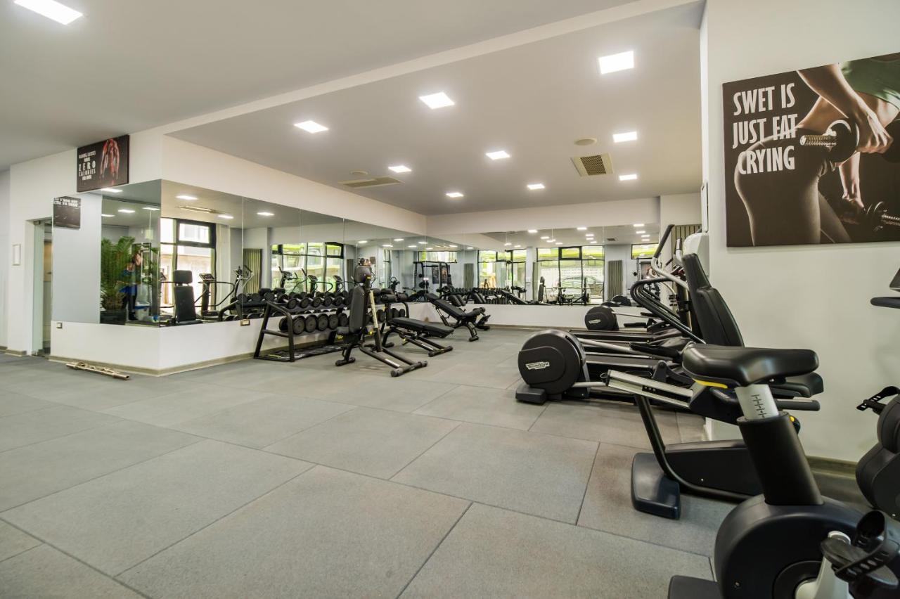 Moonlight Studio Alezzi Spa n Pools beach Resort Mamaia Esterno foto